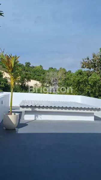 image HUNIAN EKSKLUSIF DEKAT PANTAI MELASTI, 130M² UNGASAN  (7)