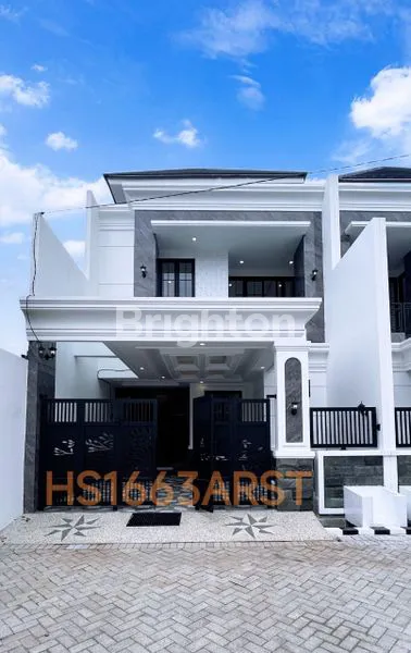 image RUMAH ARAYA GRESS AMERICAN CLASSIC ROW JALAN LEBAR (1)