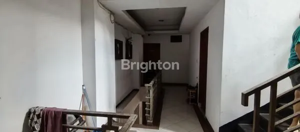 image RUMAH KOS DI JKT BARAT AREA KOSAN PENGHASILAN PERBULAN 25 JUTAAN LOKASI STRATEGIS BEBAS BANJIR (4)