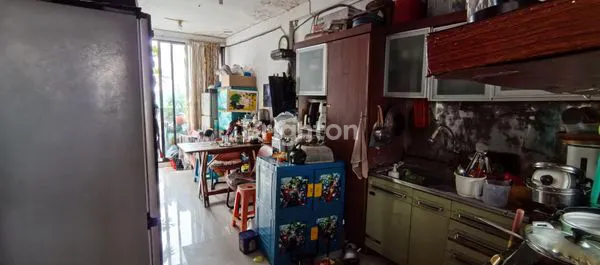 image RUMAH KOS DI JKT BARAT AREA KOSAN PENGHASILAN PERBULAN 25 JUTAAN LOKASI STRATEGIS BEBAS BANJIR (6)