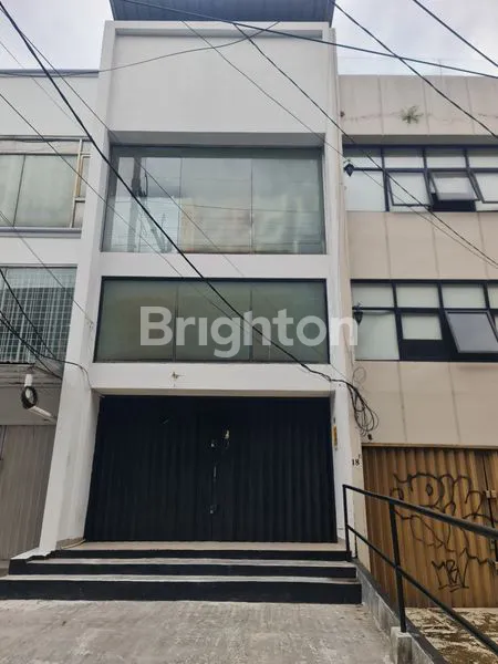 RUKO STRATEGIS DI CILANDAK, LT 223M² 3 LANTAI