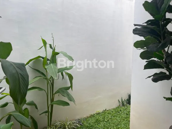 image RUMAH MODERN 2 LANTAI DI CIJANTUNG, 3 KT (6)