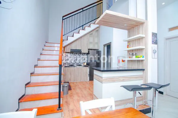 image RUMAH VILLA FURNISHED DI BATU DEKAT ALUN2 BATU  (4)