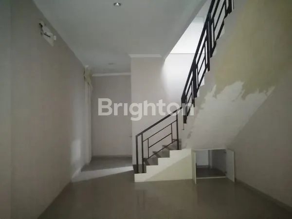 image DIJUAL / DISEWA RUKO TENGAH KOTA STRATEGIS SIAP PAKAI & HUNI MATARAM (3)