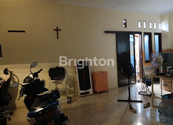 image DIJUAL RUMAH LOKASI STRATEGIS DI TANJUNG PRIOK DENGAN LUAS TANAH  162 M2. HARGA 2,5 M MASIH NEGO. (3)
