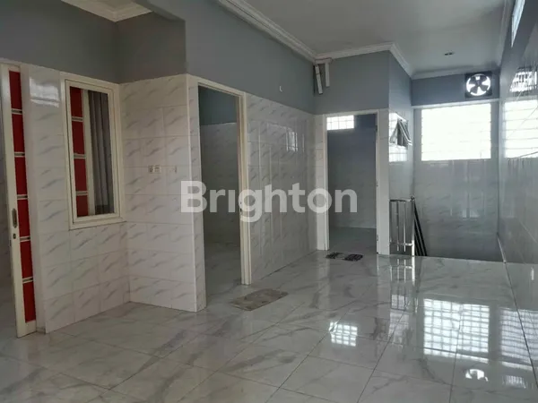 image  RUMAH DARMO INDAH SELATAN DEKAT KEN 88, DEKAT DARMO INDAH, DEKAT SUKOMANUNGGAL (1)
