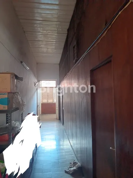 image RUKO PABEAN CANTIKAN TERAWAT LOKASI YANG STRATEGIS KARENA BERADA DI TENGAH KOTA SURABAYA (3)