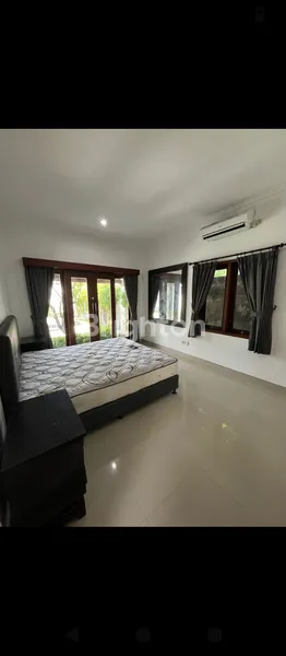 image VILLA STRATEGIS DAERAH SEMINYAK (3)