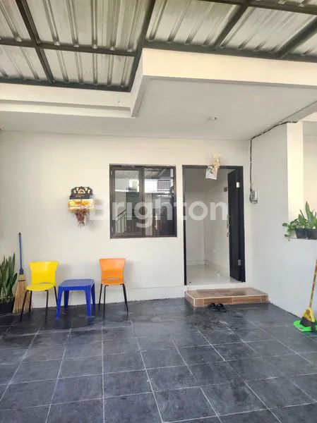 image RUMAH ONE GATE SYSTEM, 2 LANTAI DENGAN 2 KAMAR TIDUR DI SESETAN, DENPASAR SELATAN\N (3)