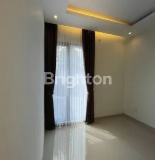 image \\\"LAVANYA C\\\" , RUMAH 2 LANTAI, MEWAH, KEKINIAN (5)