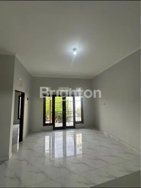 image DIJUAL RUMAH MODERN MINIMALIS 2 LANTAI BANGUNAN BARU DIKAWASAN STRATEGIS HAYAMWURUK DENPASAR TIMUR (3)