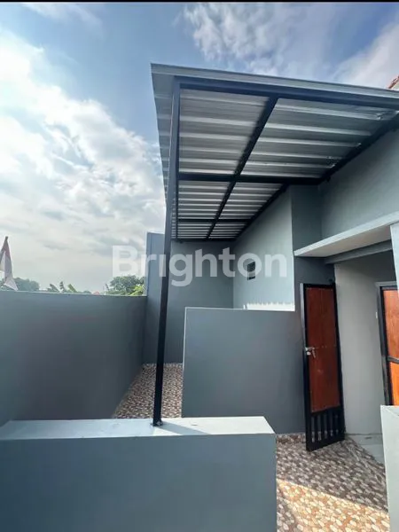 image DIJUAL RUMAH MODERN MINIMALIS 2 LANTAI BANGUNAN BARU DIKAWASAN STRATEGIS HAYAMWURUK DENPASAR TIMUR (8)