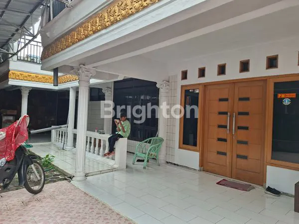 image RUMAH KOS STRATEGIS DI JL. LETJEN S PARMAN MALANG (1)