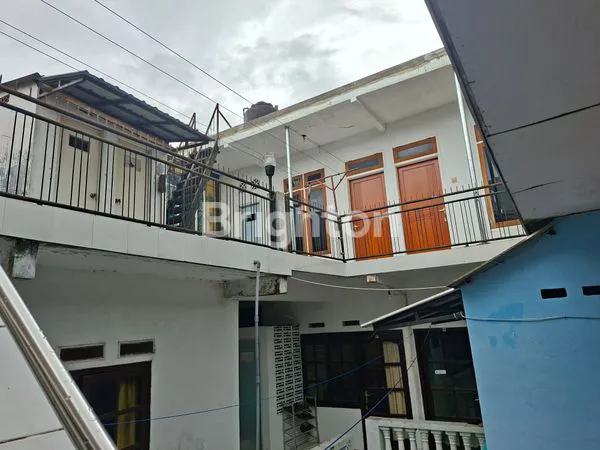 image RUMAH KOS STRATEGIS DI JL. LETJEN S PARMAN MALANG (4)