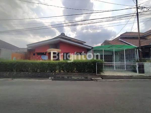 image RUMAH 2 LANTAI 4 KT DI ARCAMANIK, LT 468M² (1)