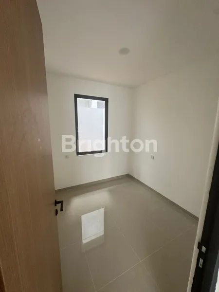 image DISEWAKAN RUMAH DI GARDEN AVENUE BENGKONG (2)