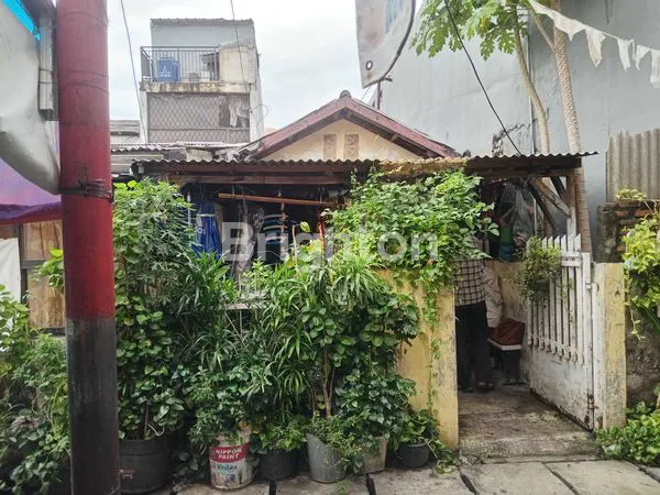 image JUAL RUMAH TERMURAH KEMAYORAN JAKARTA PUSAT (COCOK BUAT BISNIS KOS KOSAN) (1)