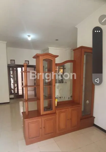 image RUMAH SEMI FURNISHED STRATEGIS DI WIYUNG SURABAYA (4)