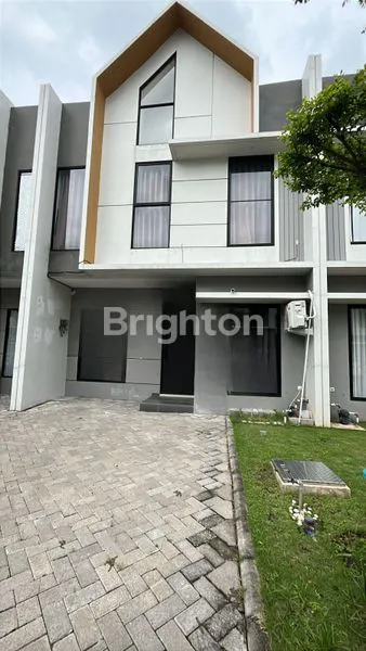 image RUMAH 2 LANTAI LOKASI STRATEGIS DEKAT PAKUWON CITY PARK SHANGHAI KEPUTIH ARAYA KERTAJAYA SUTOREJO MULYOSARI ITS HANG TUAH  (1)