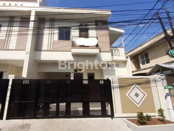 image RUMAH DI DURI KEPA JAKARTA BARAT-POSISI HOEK (1)