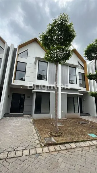 image RUMAH 2 LANTAI LOKASI STRATEGIS DEKAT PAKUWON CITY PARK SHANGHAI KEPUTIH ARAYA KERTAJAYA SUTOREJO MULYOSARI ITS HANG TUAH  (1)