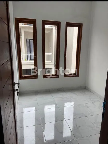 image DIJUAL RUMAH BARU CLUSTER 2 LANTAI SIAP HUNI DI DAERAH PADANG SAMBIAN DENPASAR BARAT (7)