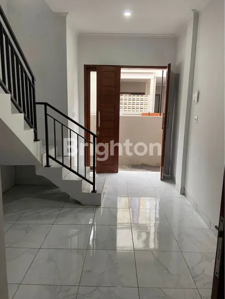 image DIJUAL RUMAH BARU CLUSTER 2 LANTAI SIAP HUNI DI DAERAH PADANG SAMBIAN DENPASAR BARAT (8)