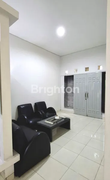 image RUMAH SECOND STRATEGIS PURIMAS CLUSTER JIMBARAN DEKAT RAYA MERR GUNUNGANYAR BANDARA JUANDA TOL TAMBAK SUMUR UPN RUNGKUT MEDOKAN PENJARINGAN  (4)