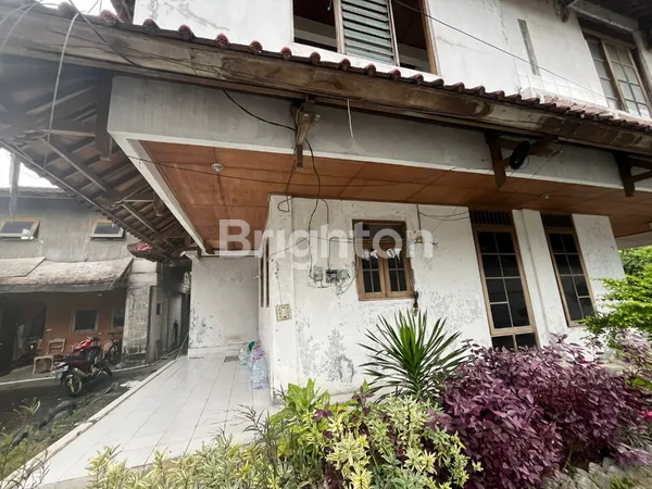 image TANAH LUAS 1.000 M² BONUS 2 BANGUNAN VILLA DI KEROBOKAN–SEMINYAK | ASET LANGKA DI AREA PREMIUM (1)