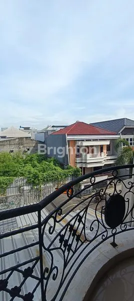 image RUMAH CANTIK DAN  NYAMAN SIAP HUNI DURI KEPA DEKAT TANJUNG DUREN JAKARTA BARAT (7)