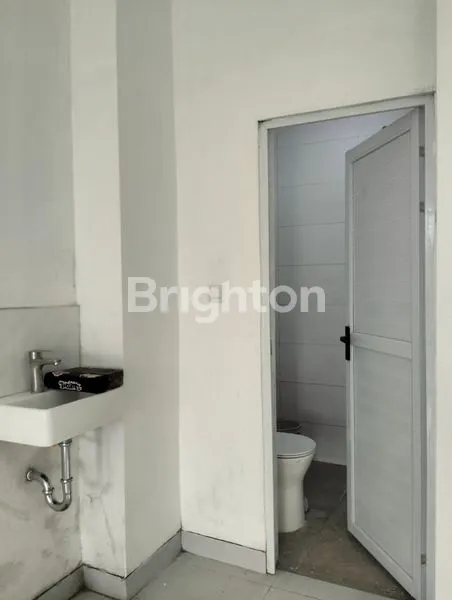 image RUKO 2 LANTAI BARU, SHM, LOKASI PREMIUM (5)