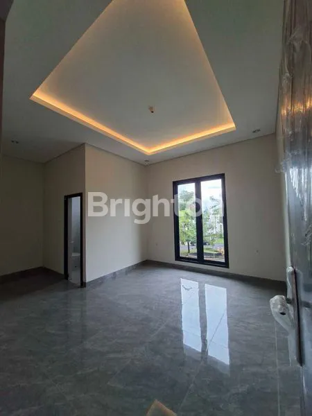 image DI JUAL RUMAH 2 LANTAI, SIAP HUNI, CANTIK, STRATEGIS AMAN & NYAMAN  CLUSTER DENHAAG KOTA WISATA CIBUBUR (6)