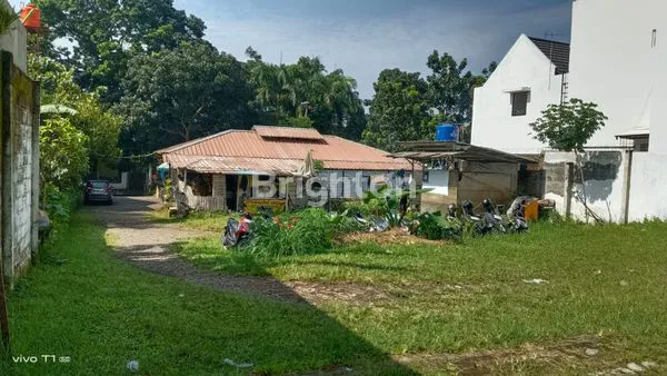 image KAVLING EMAS 985M² DEKAT POLBAN, IDEAL UNTUK BISNIS PADEL/FUTSAL (1)