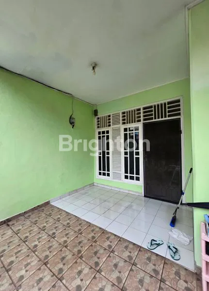 image HUNIAN STRATEGIS 4 KT DEKAT CENTRAL PARK & STASIUN (1)