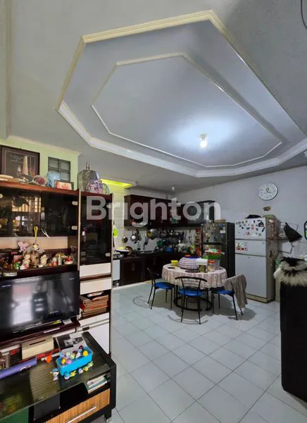 image HUNIAN STRATEGIS 4 KT DEKAT CENTRAL PARK & STASIUN (3)