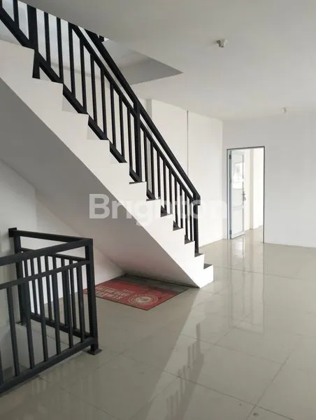 image RUKO 3 LANTAI STRATEGIS DI BOTANIA 1, DEKAT ODESSA (5)