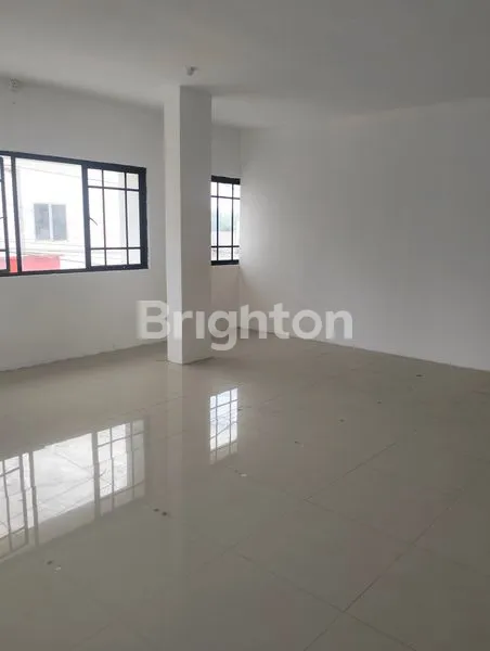 image RUKO 3 LANTAI STRATEGIS DI BOTANIA 1, DEKAT ODESSA (6)