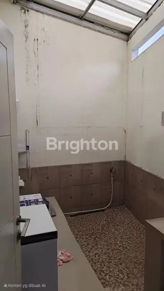 image RUMAH STRATEGIS DI SERPONG GARDEN 2, SEMI FURNISHED (7)