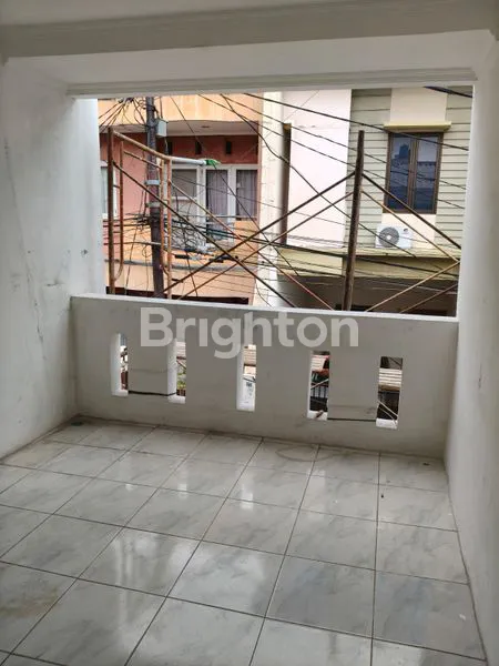 image RUMAH SIAP HUNI DURI KEPA JAKARTA BARAT (8)