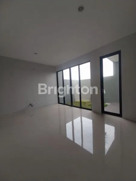 image RUMAH READY STOK DI CITRAGRAND TYPE COOPER ATTIC VIEW CITYLIGHT SEMARANG  (2)