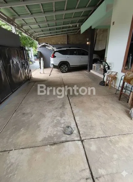 image RUMAH DISEWA PERTAHUN LUAS 300M² (7)