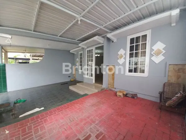 image SEWA KONTRAK RUMAH 2LANTAI CITRALAND VILLA SENTRA RAYA SURABAYA BARAT (3)