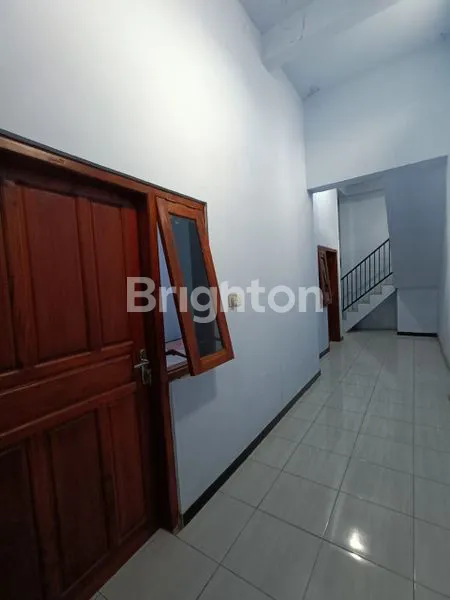 image RUMAH 2 LANTAI SEMI FURNISHED, LOKASI PUSAT KOTA (8)