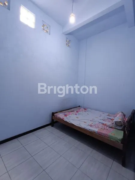 image RUMAH 2 LANTAI SEMI FURNISHED, LOKASI PUSAT KOTA (2)