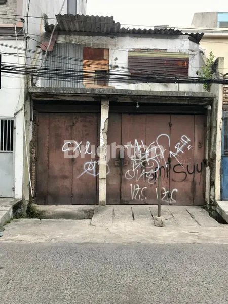 image TANAH PADEMANGAN 2 ROW JALAN 2 MOBIL BENTUK L HADAP UTARA (1)