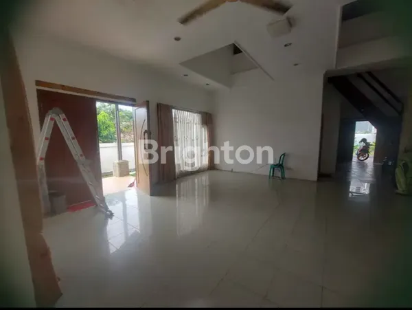 image RUMAH LUAS ICONIC ELEGAN EXLUSIVE  (2)