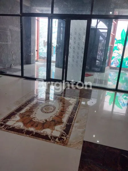 image RUKO 3 LANTAI AREA TIPES SOLO, DIJUAL SEADANYA (5)