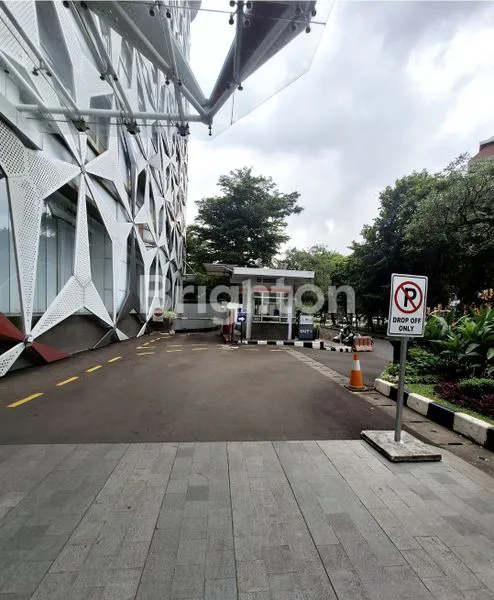 image GEDUNG WELLNESS PREMIUM DI MENTENG – LOKASI ELIT DI JAKARTA PUSAT (5)