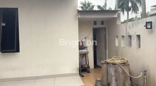 image GUDANG STRATEGIS PEGADUNGAN KALIDERES JAKARTA BARAT (3)