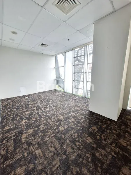 image SEWA RUANG WELLNESS EKSKLUSIF MENTENG – AKSES STRATEGIS & TENANG (1)